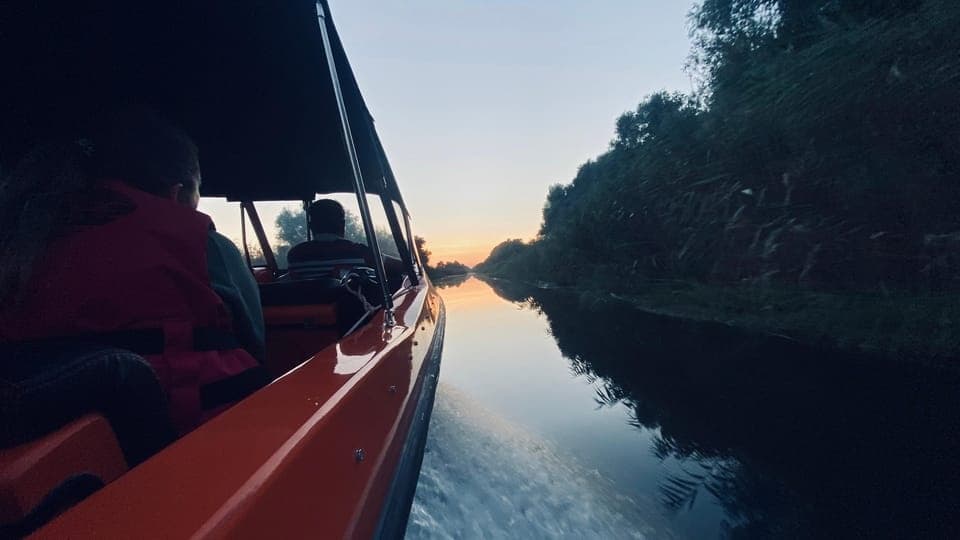 Danube Delta: Sunrise Boat Tour in the Biosphere