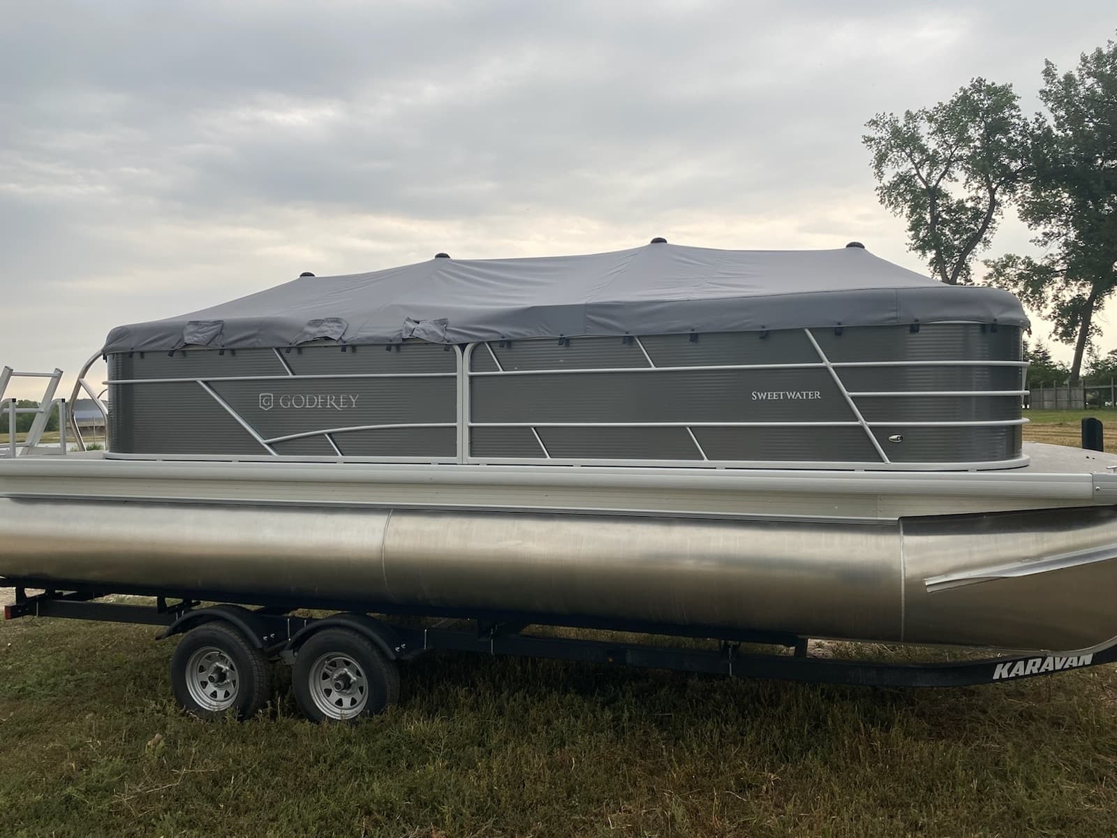 2022 Godfrey Sweetwater Tritoon One