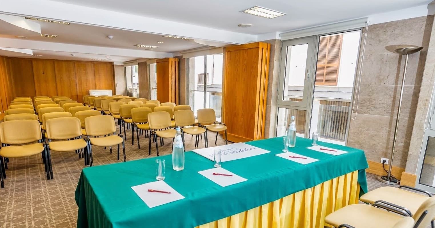 Customizable Meeting Space - Half Day