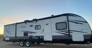 28' Forest River Salem Cruise Light Bunk Room