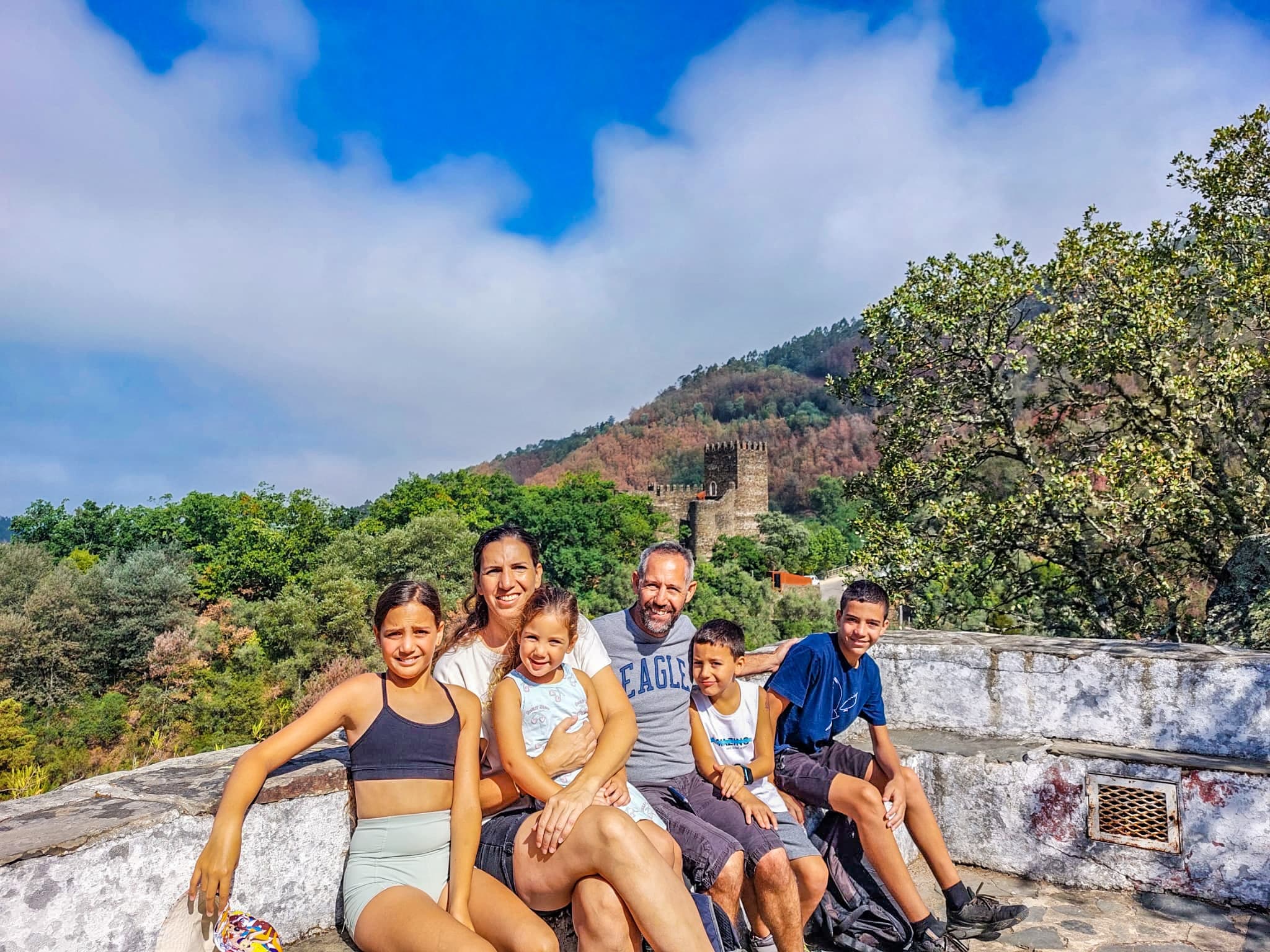 Passeio de Carrinha Aldeias do Xisto da Lousã