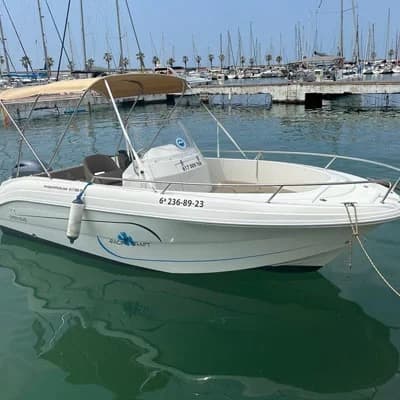 Barco con título - Pacific craft 545