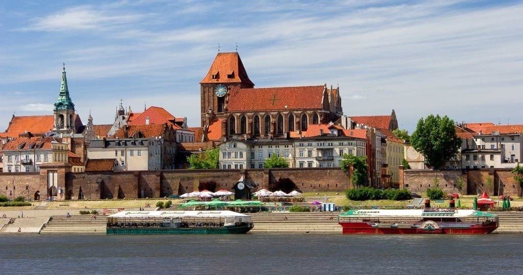 Torun Day Tour from Warsaw by train