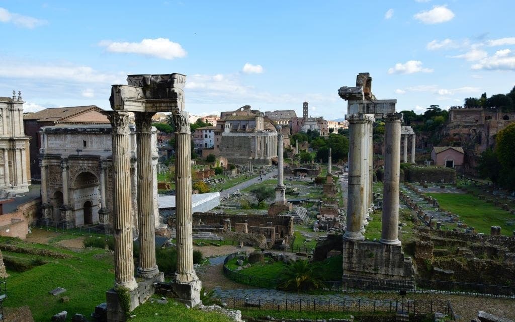 Il Meglio di Roma dal porto di Civitavecchia: Tour di Colosseo e Vaticano + Fontane e Piazze. Pranzo Incluso!