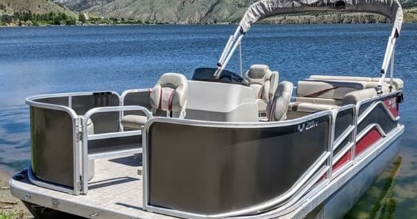 10 Seater Pontoon Boat – The Cruiser - Holter Location