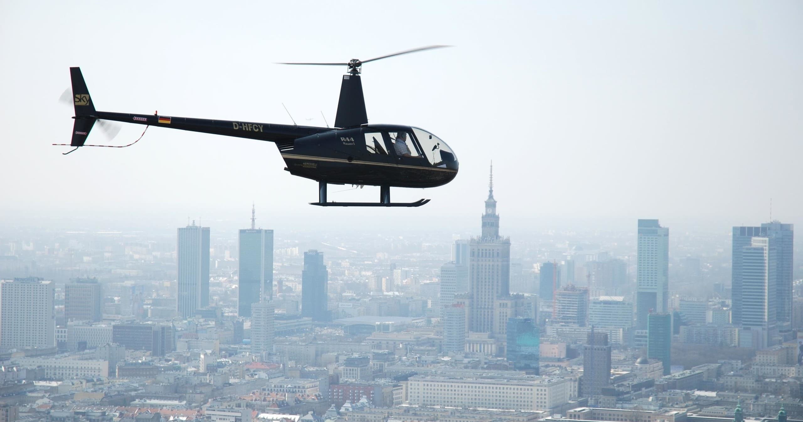 Viewing helicopter flights over Warsaw