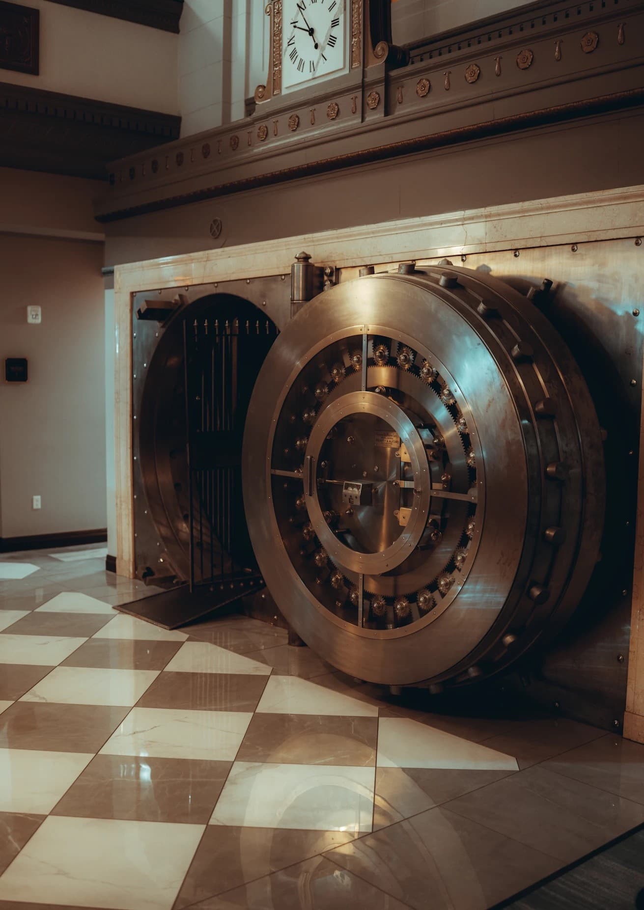 The Vault - ALL ROOMS ARE PRIVATE!!