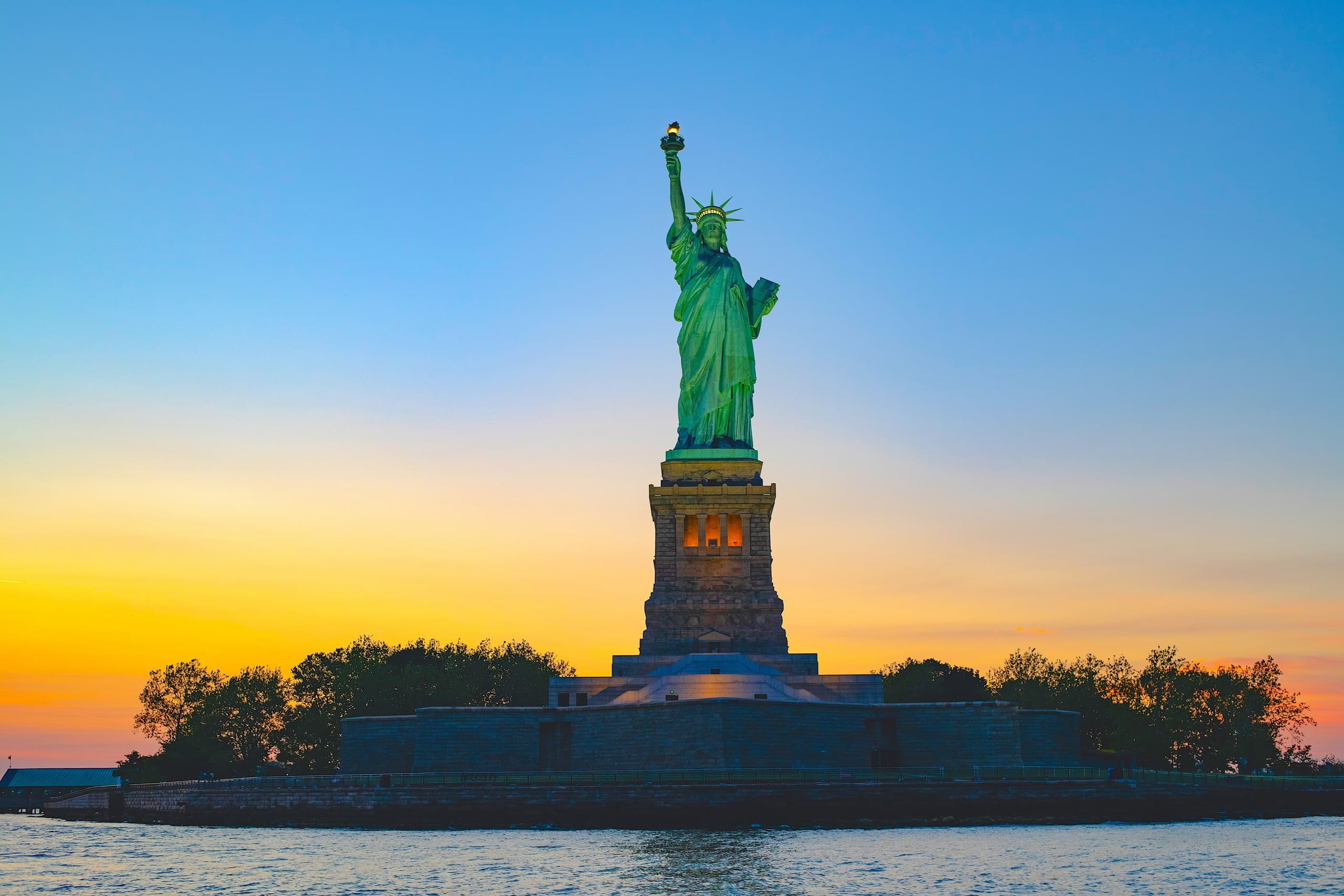 Private Statue of Liberty Sailing Tour