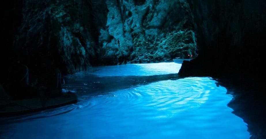 Blue Cave & Coastline Caves Experiences