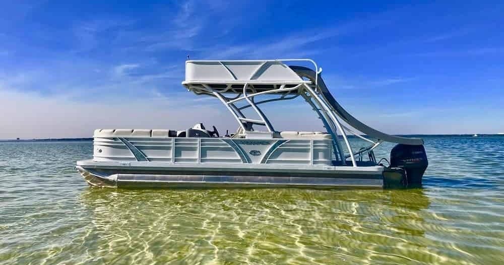 DoubleDecker Pontoon Rentals with Slides