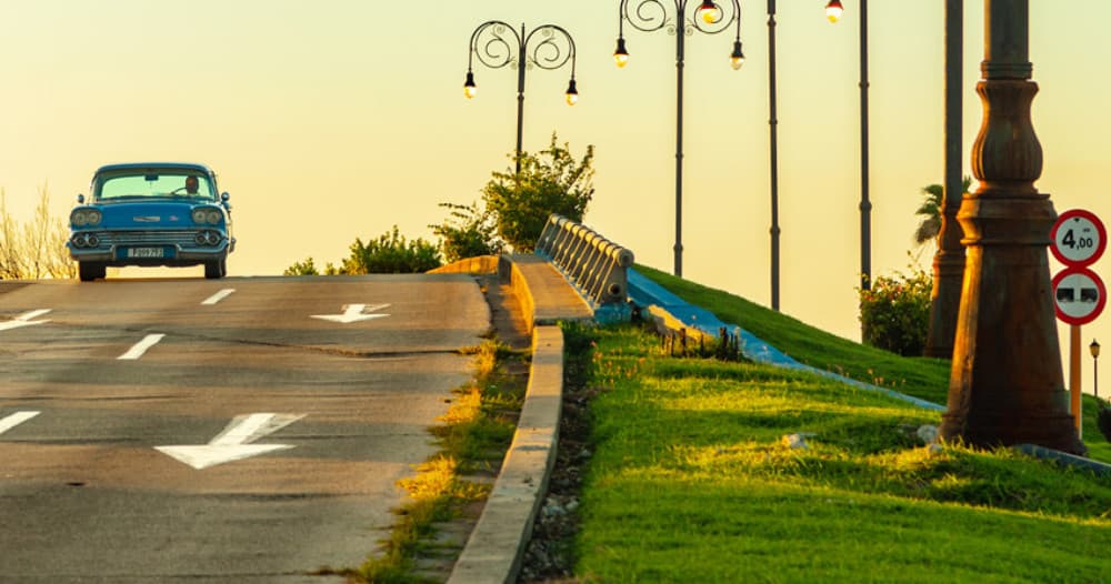 Havana to Playas del Este - Roundtrip - 4 hours