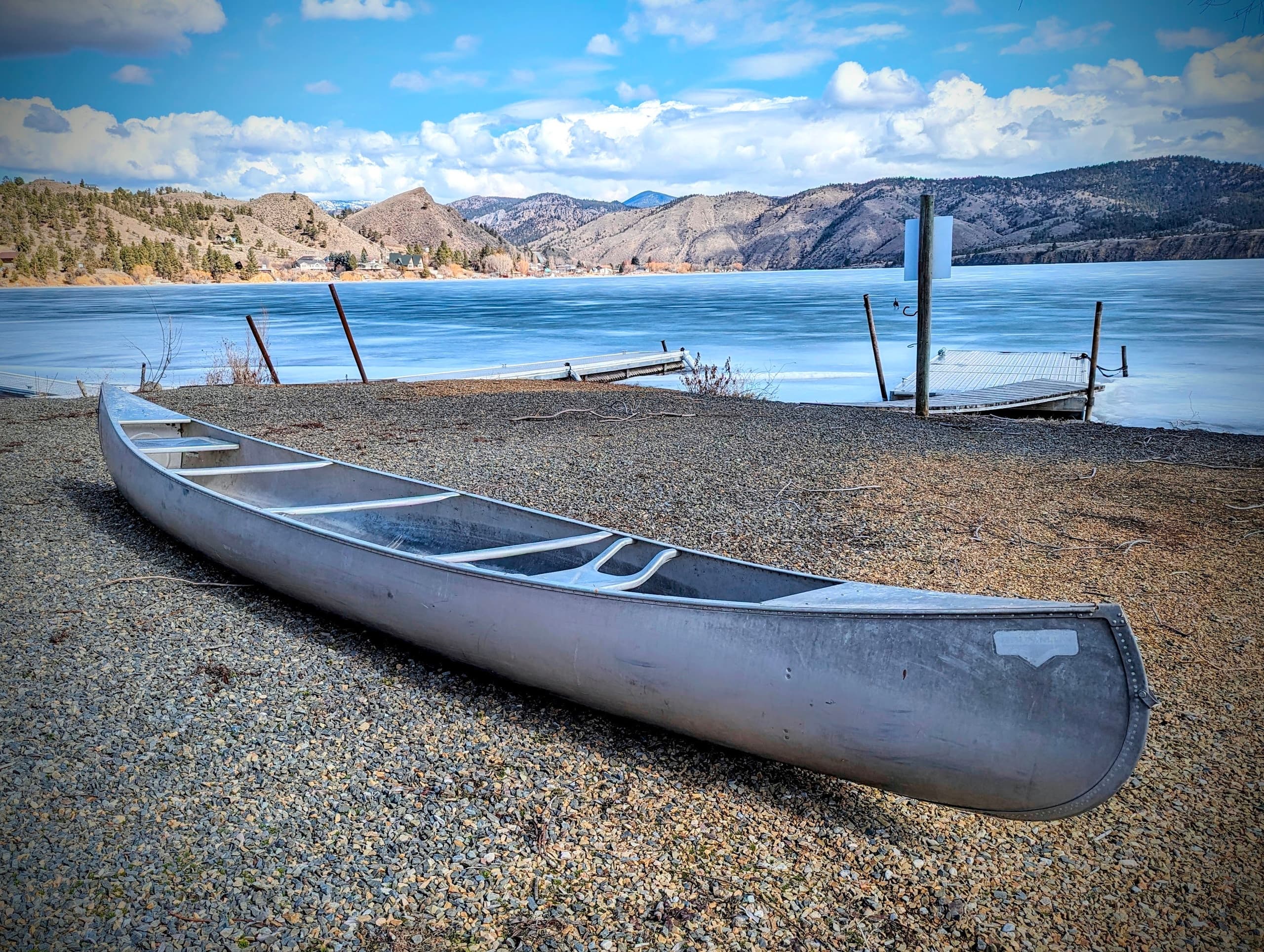 18' Canoe - Hauser Location