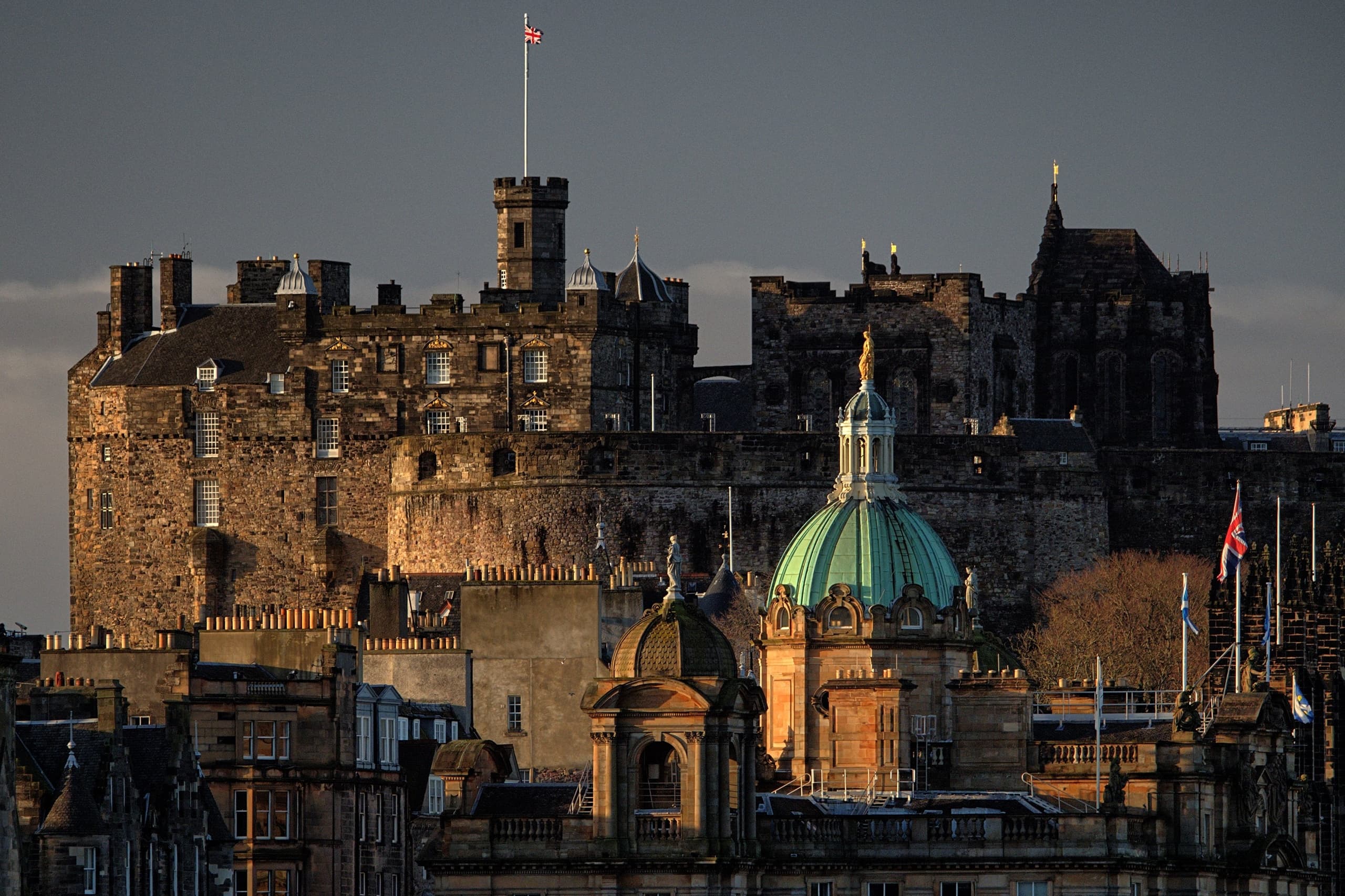 Secrets of the Royal Mile: Closes, Wynds and Courtyards of Edinburgh’s old town