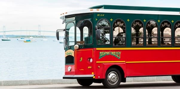 Newport Grand Mansion Trolley Tour – The Breakers