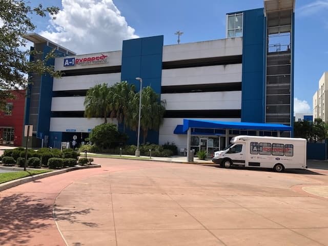 15 Passenger Van Rental (Tampa Int'l Airport)