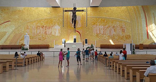 Private Tour to Fatima from Lisbon