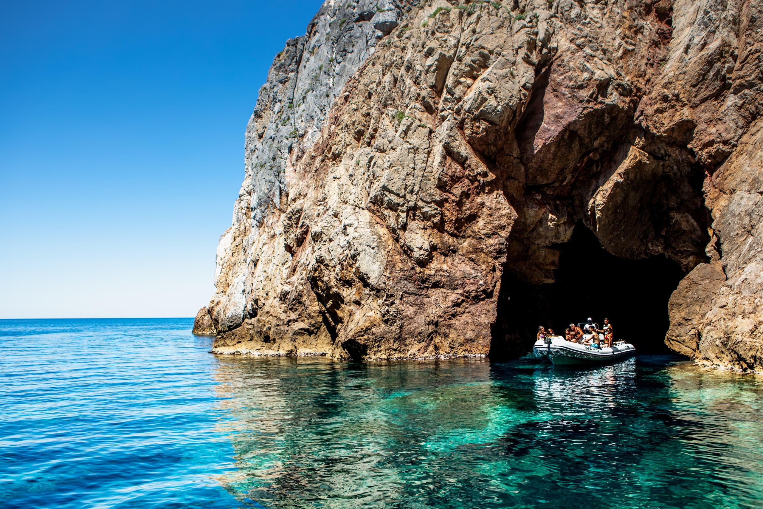 Boat Tour Costa delle Miniere