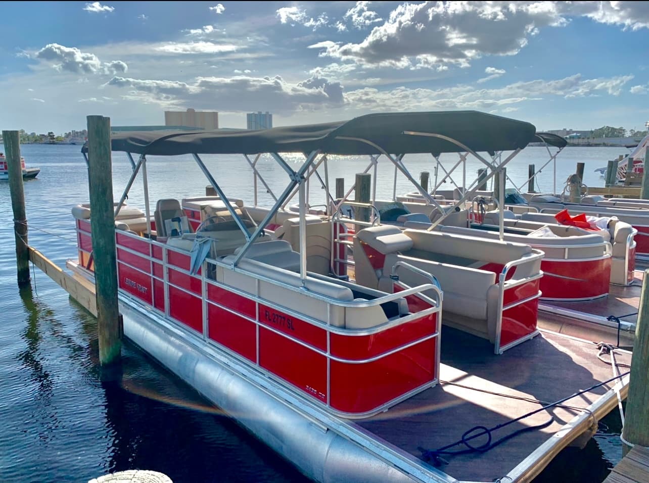 Deluxe 90 HP Pontoon – Full Day Rentals