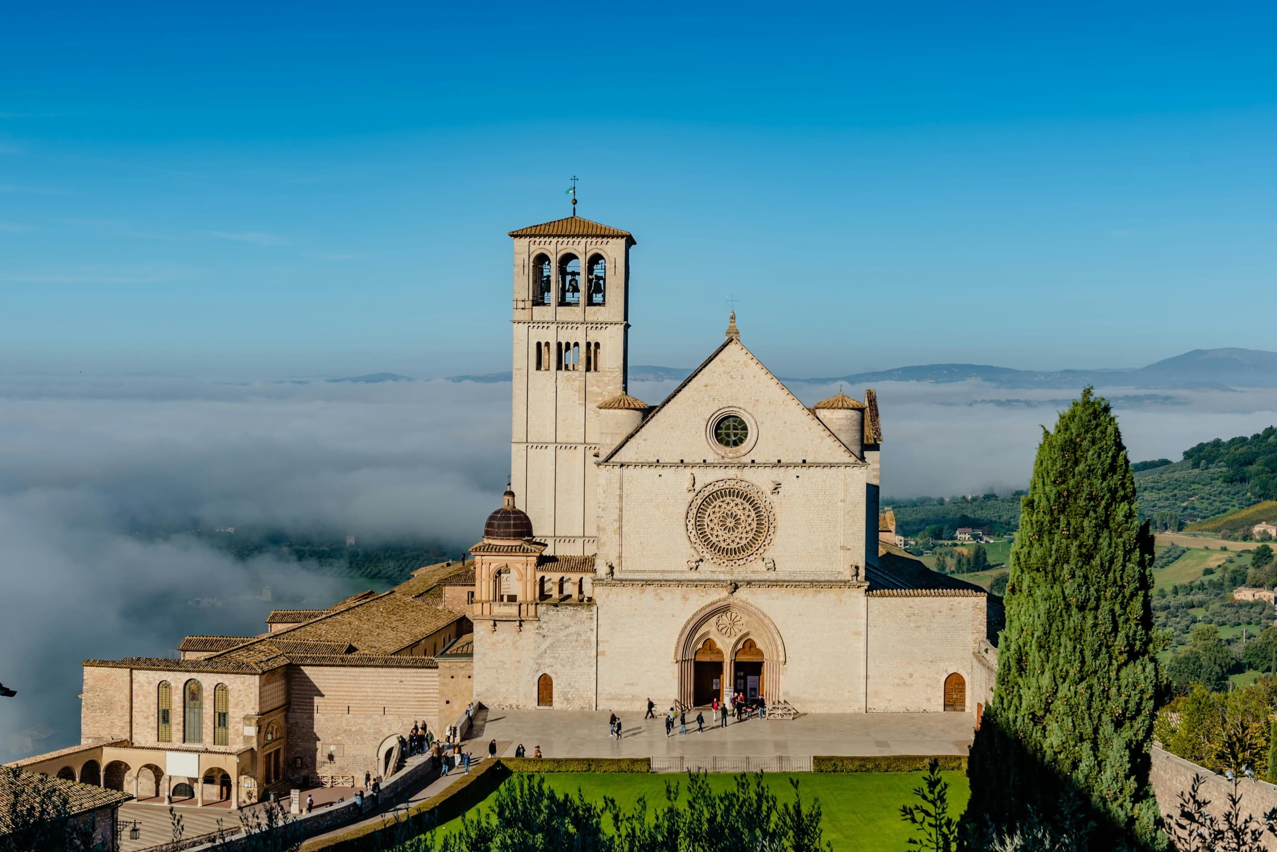 Sacred Stones & Umbrian Colors: Assisi & Spello Full-Day Tour