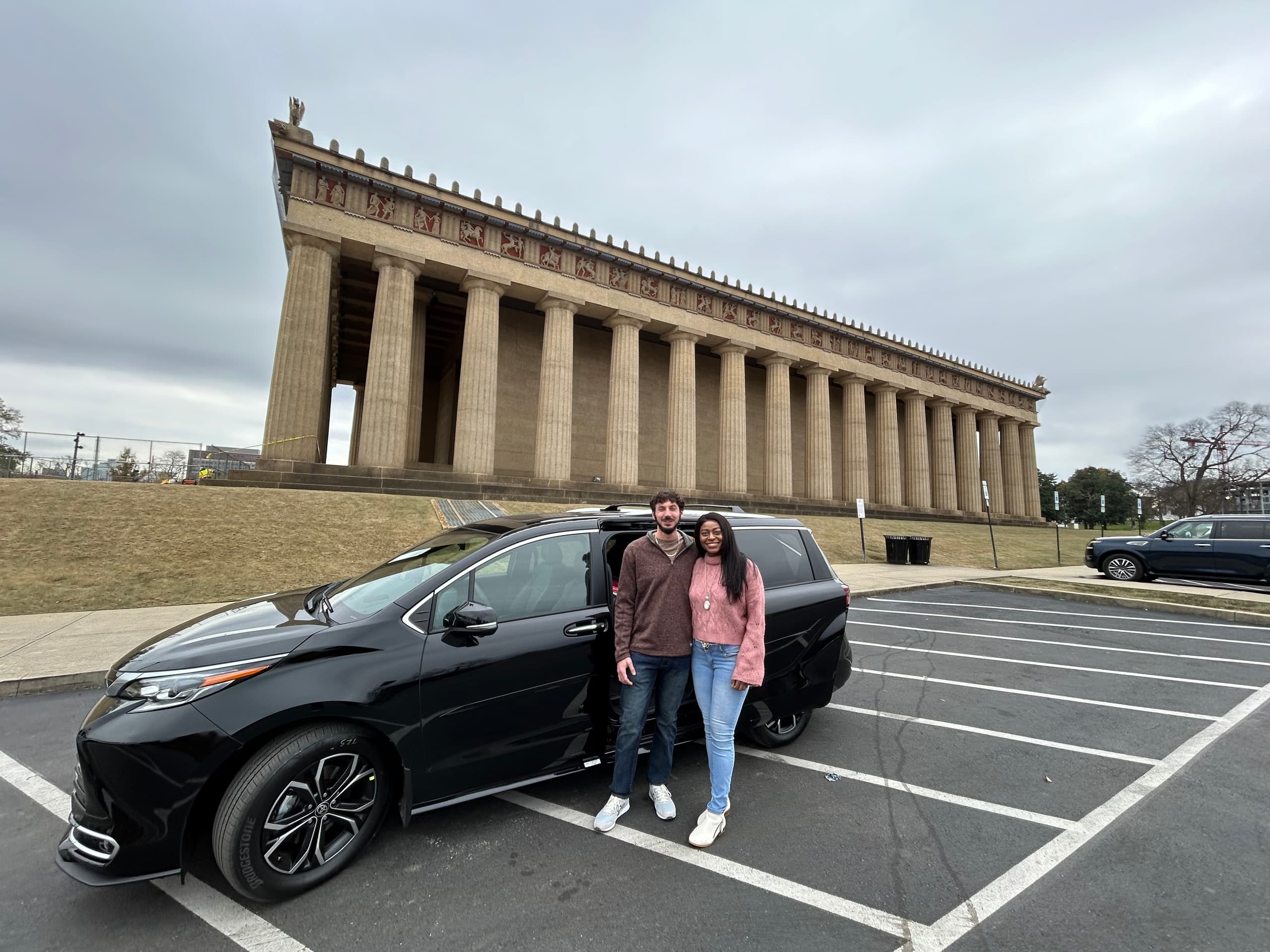 Private Luxury Van Tour of Nashville