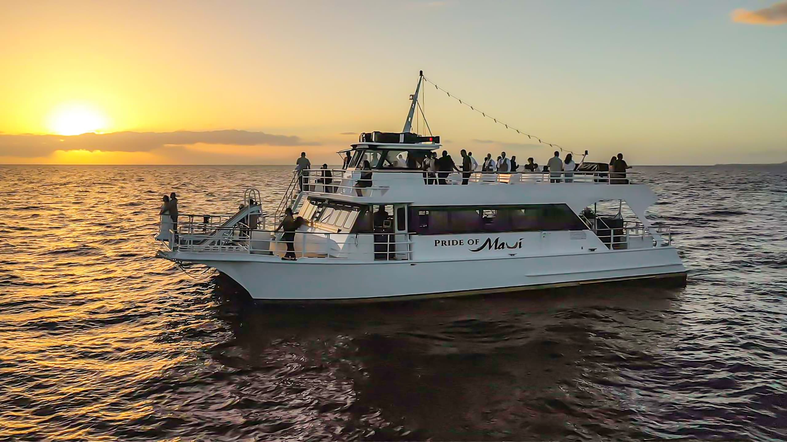 Pride of Maui: Maui Sunset Luau Dinner Cruise