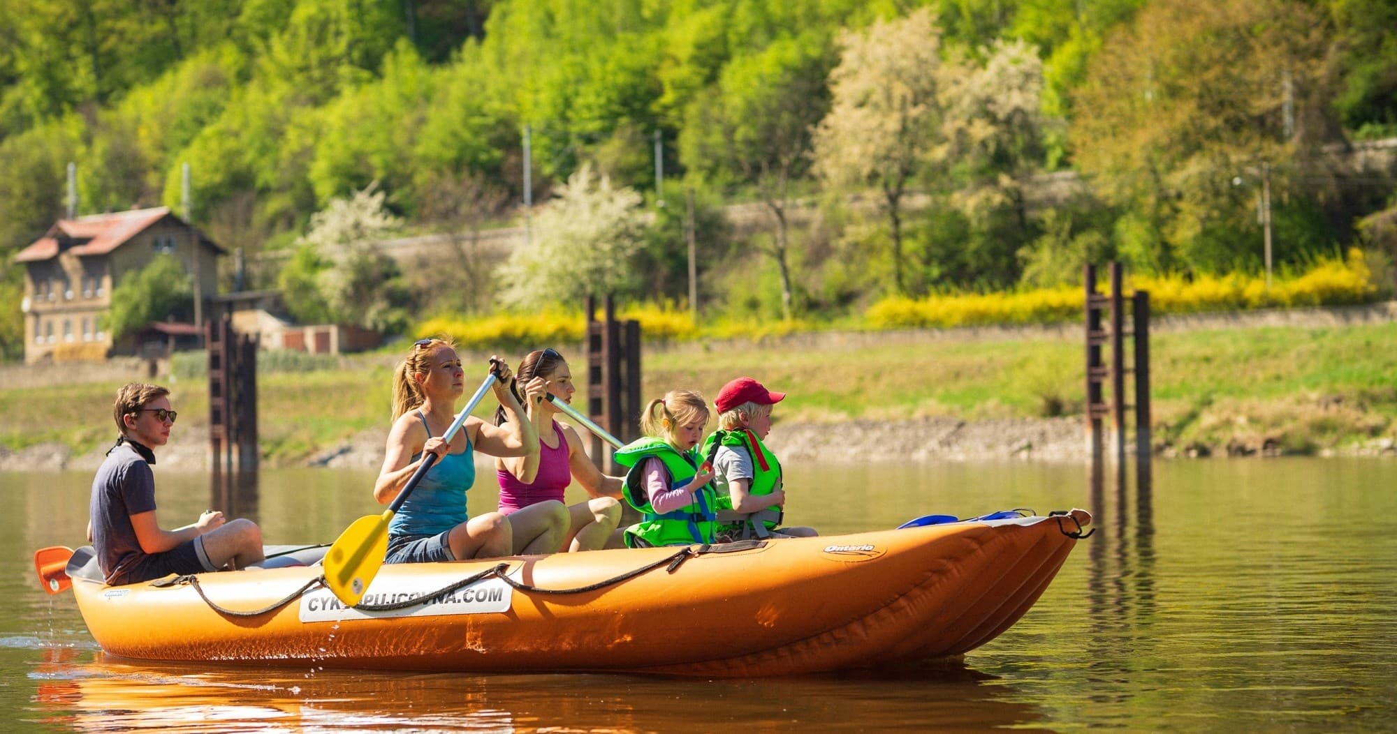 RAFTING : Ústí nad Labem – Děčín 4.5 hrs