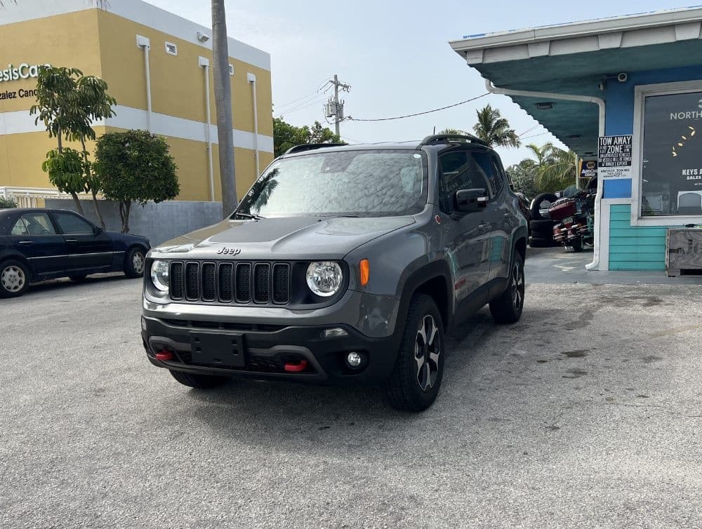 Jeep Renegade Rental - Sunshine Key