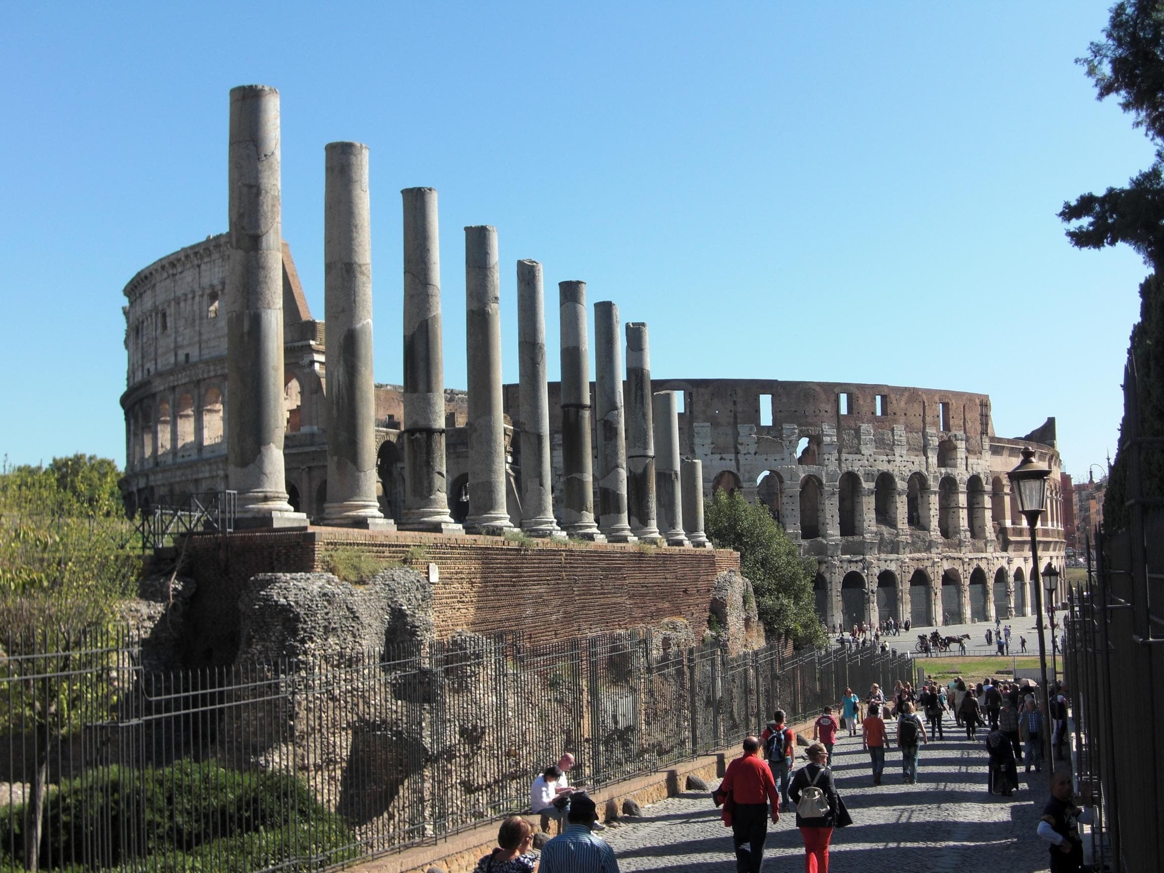 Ancient Rome: Colosseum, Palatine Hill & Roman Forum