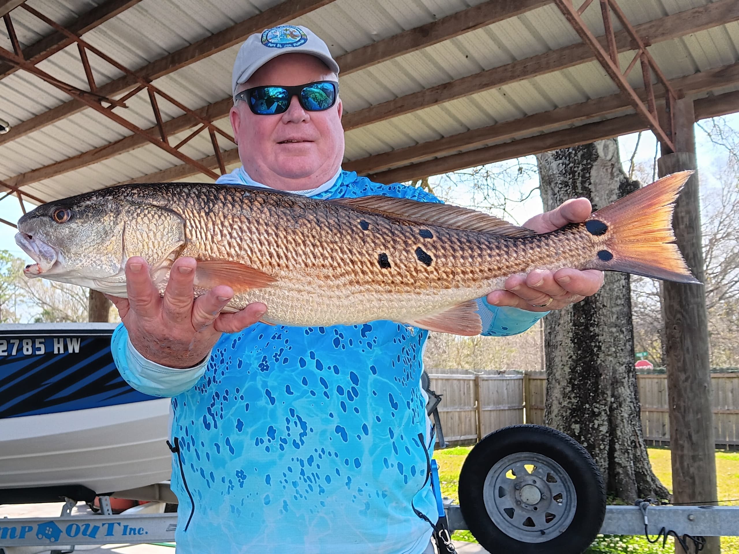 Fishing: 4-Hours 1-4 ppl BOOK ON LINE OR CALL (850) 899-4809.