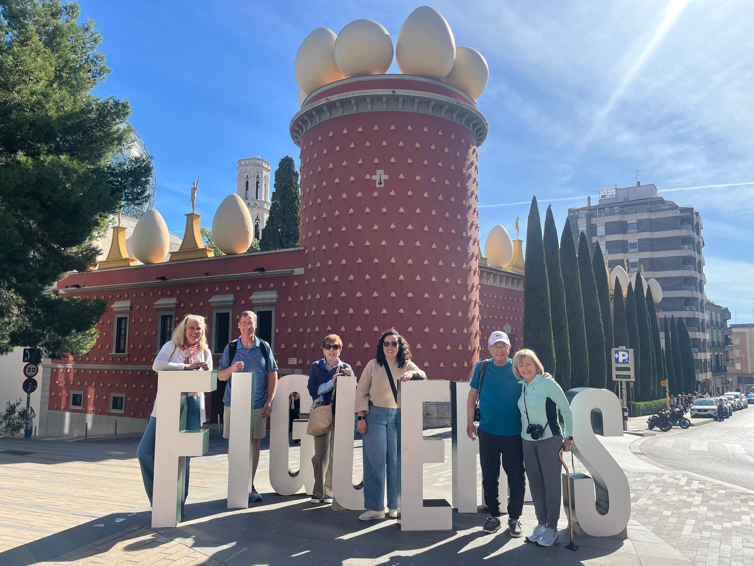 Dali and Costa Brava Small Group Tour with Hotel Pick-up