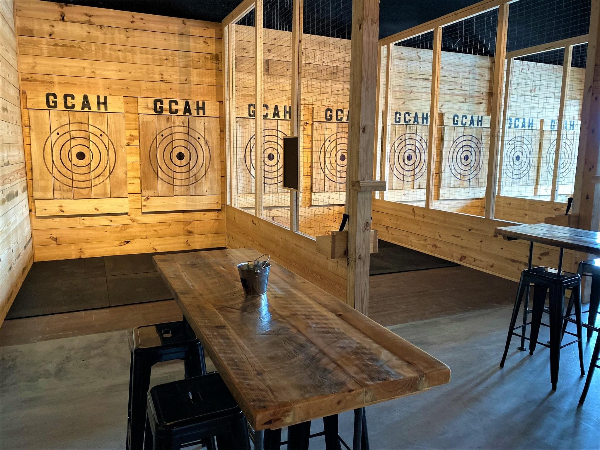 1 Hour Axe Throwing
