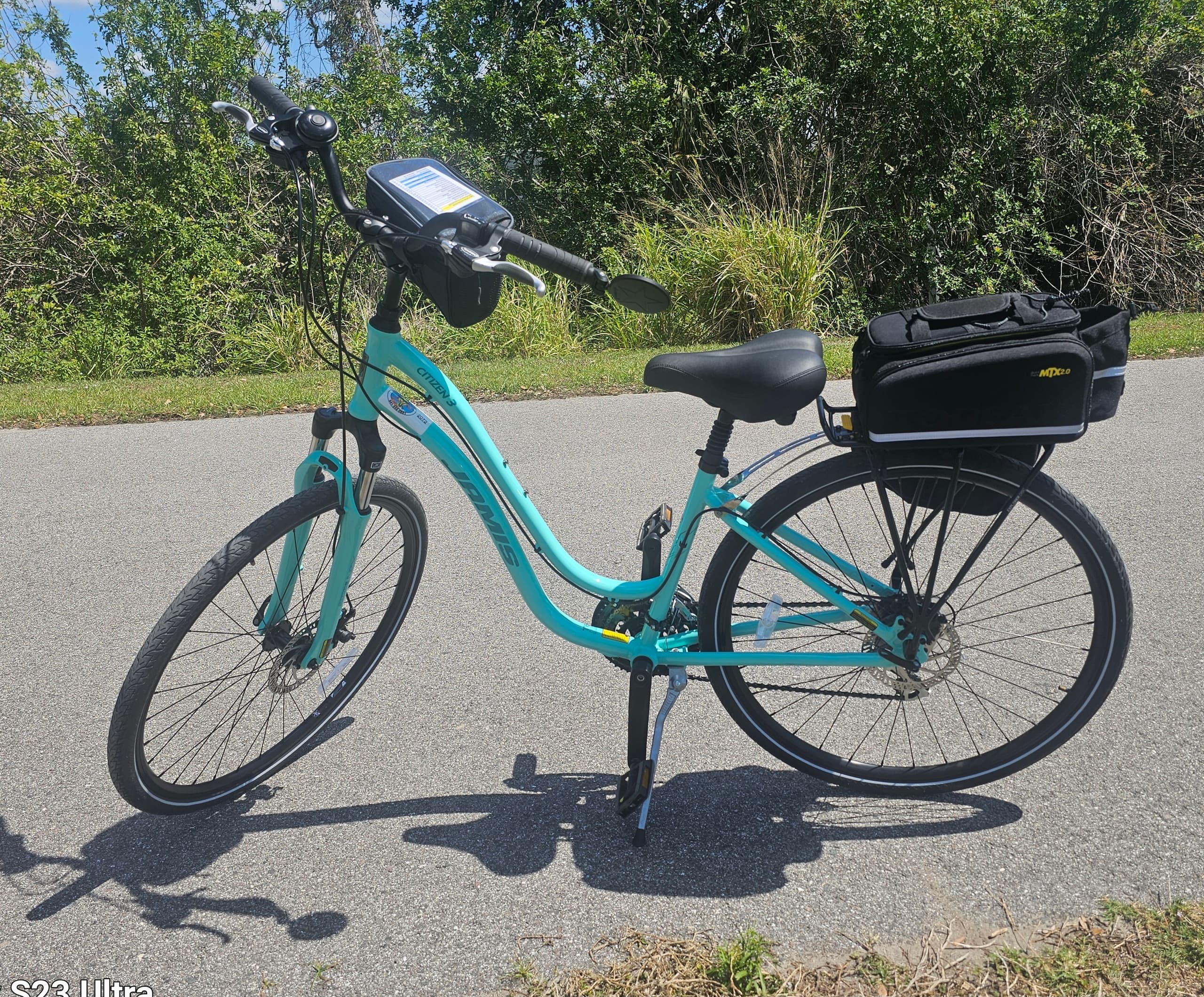 New Deluxe Touring Hybrid Bicycle           1 day