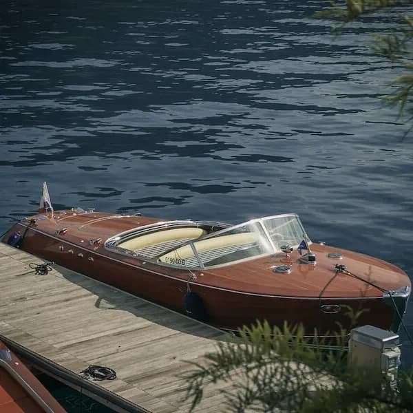 Boat Tour with Riva Tritone