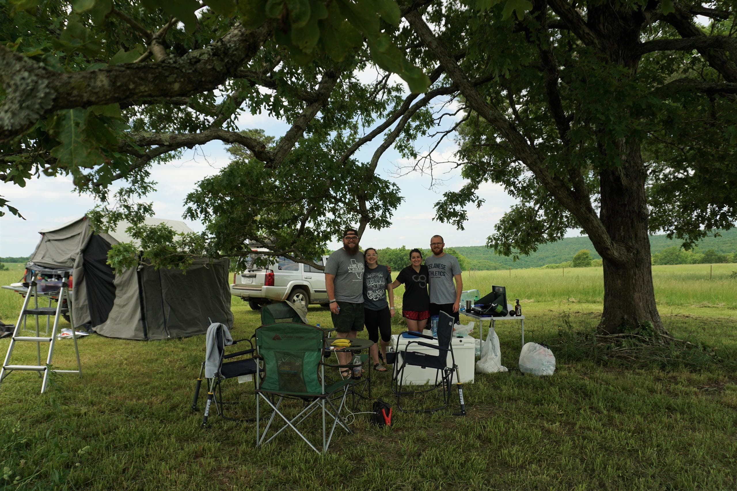 Spreading Oak Camp -RVs or Tents - Primitive