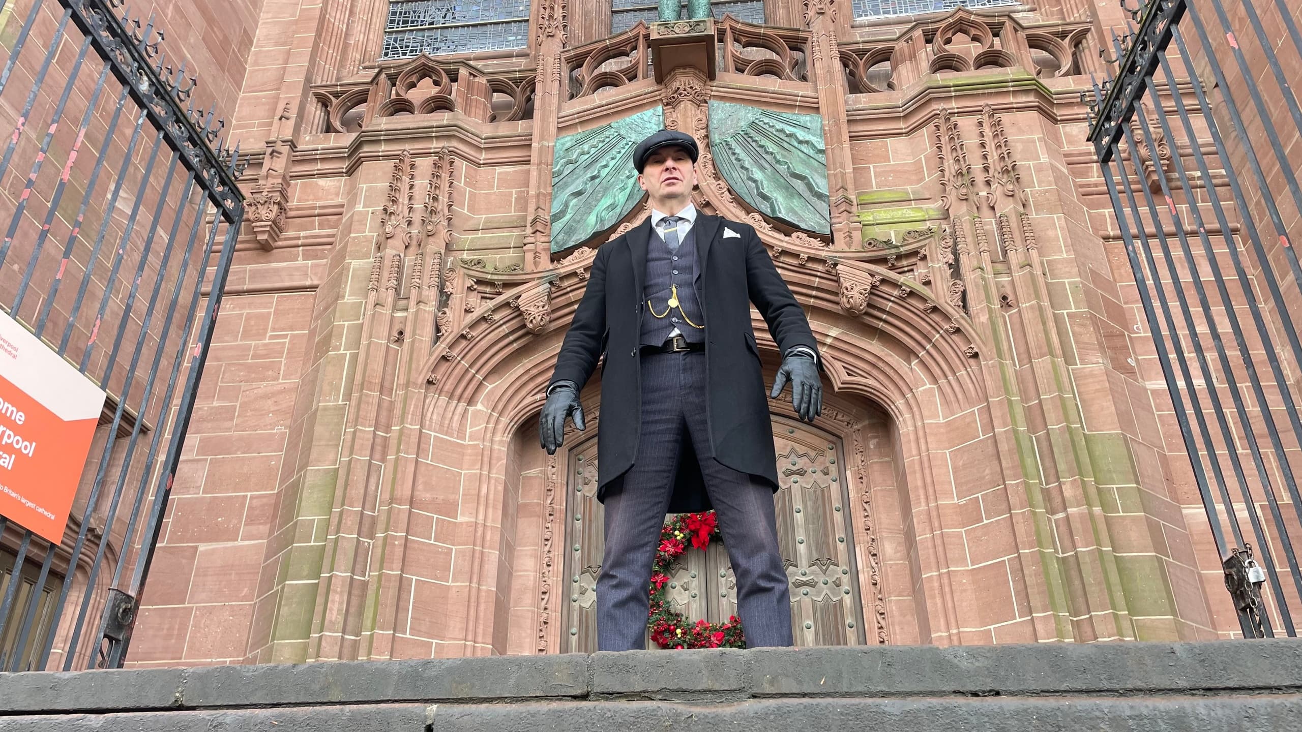 Peaky Blinders City Centre Walking Tour of Liverpool with FREE 48 hr Sightseeing Bus Pass [OFFICIAL]