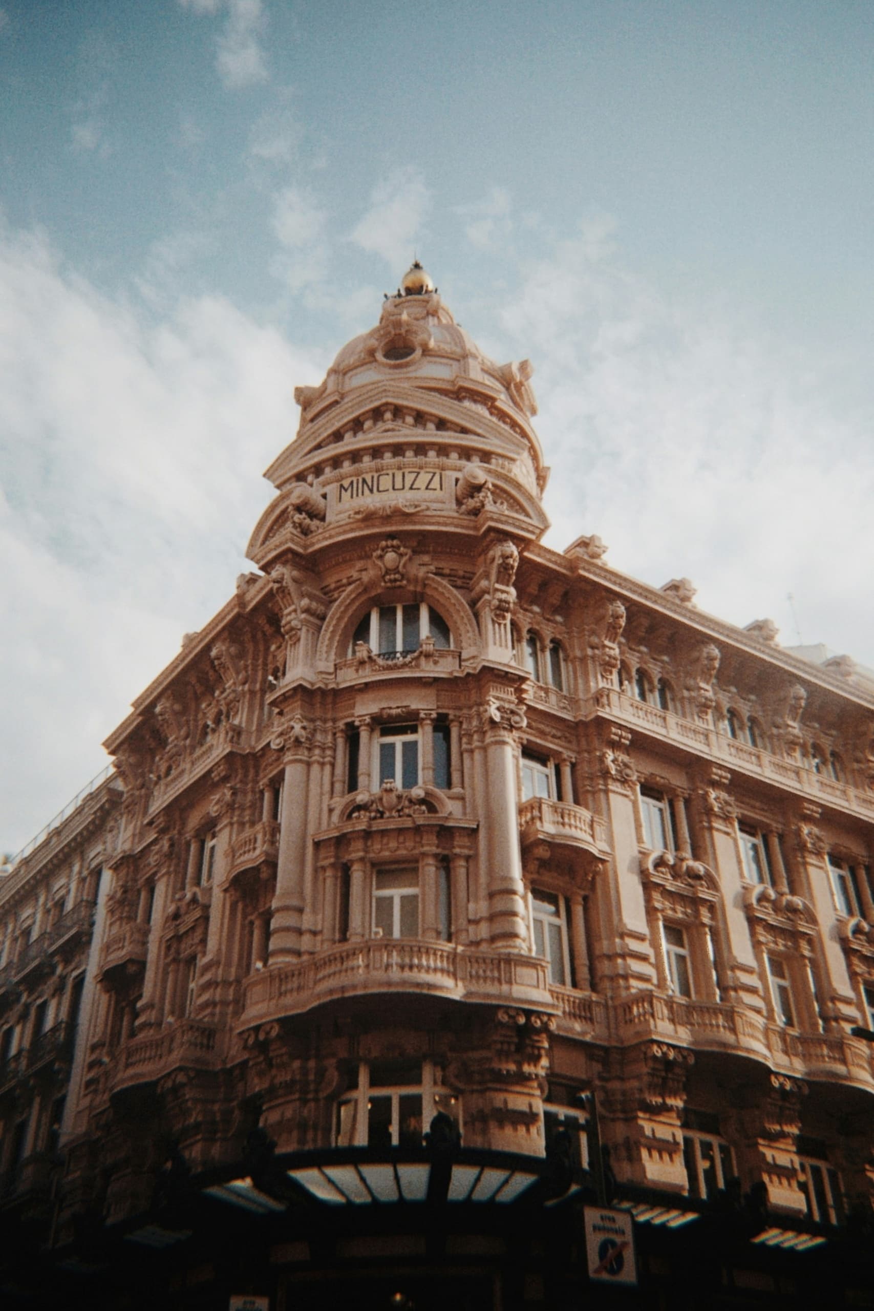 Bari Rickshaw Tour with Museum Visits