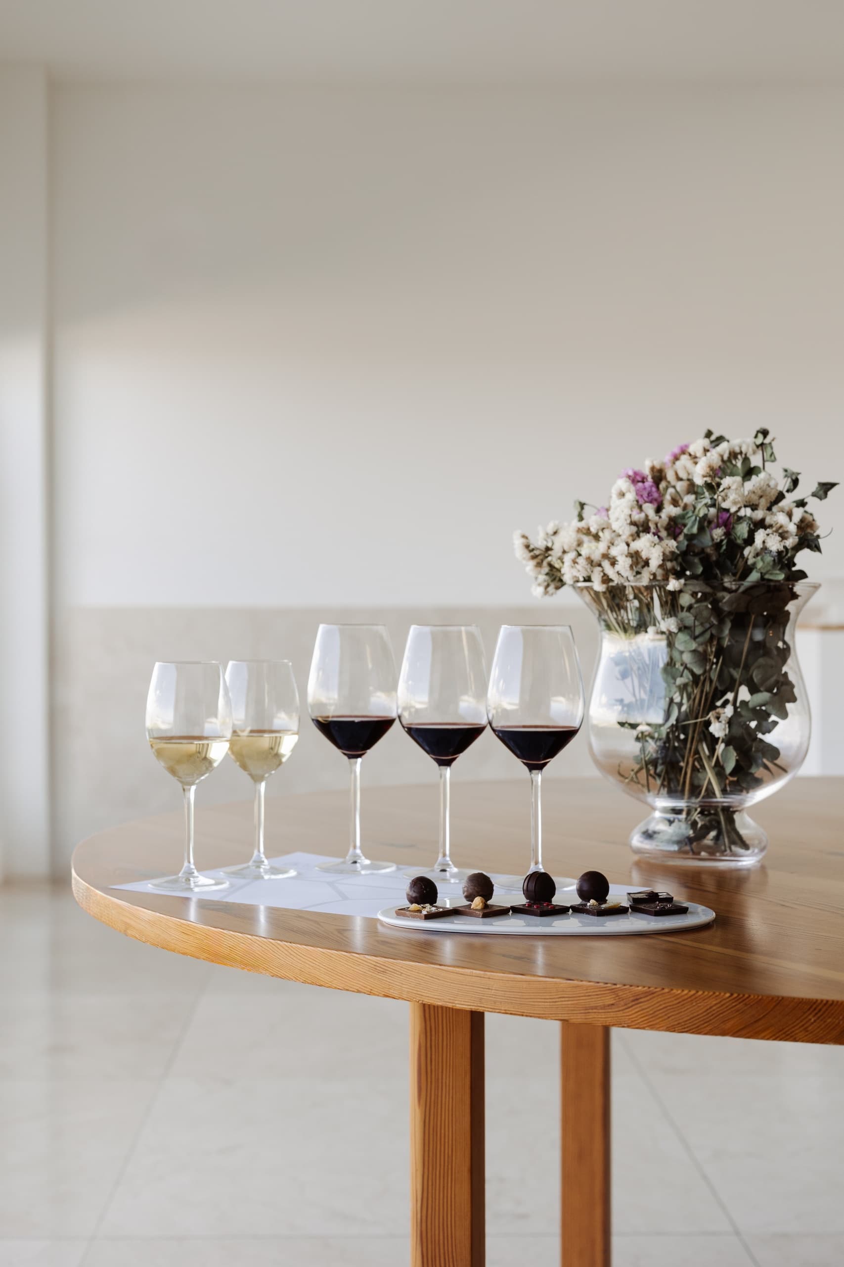 VISITA MAYOR COM PROVA DE VINHOS E CHOCOLATES