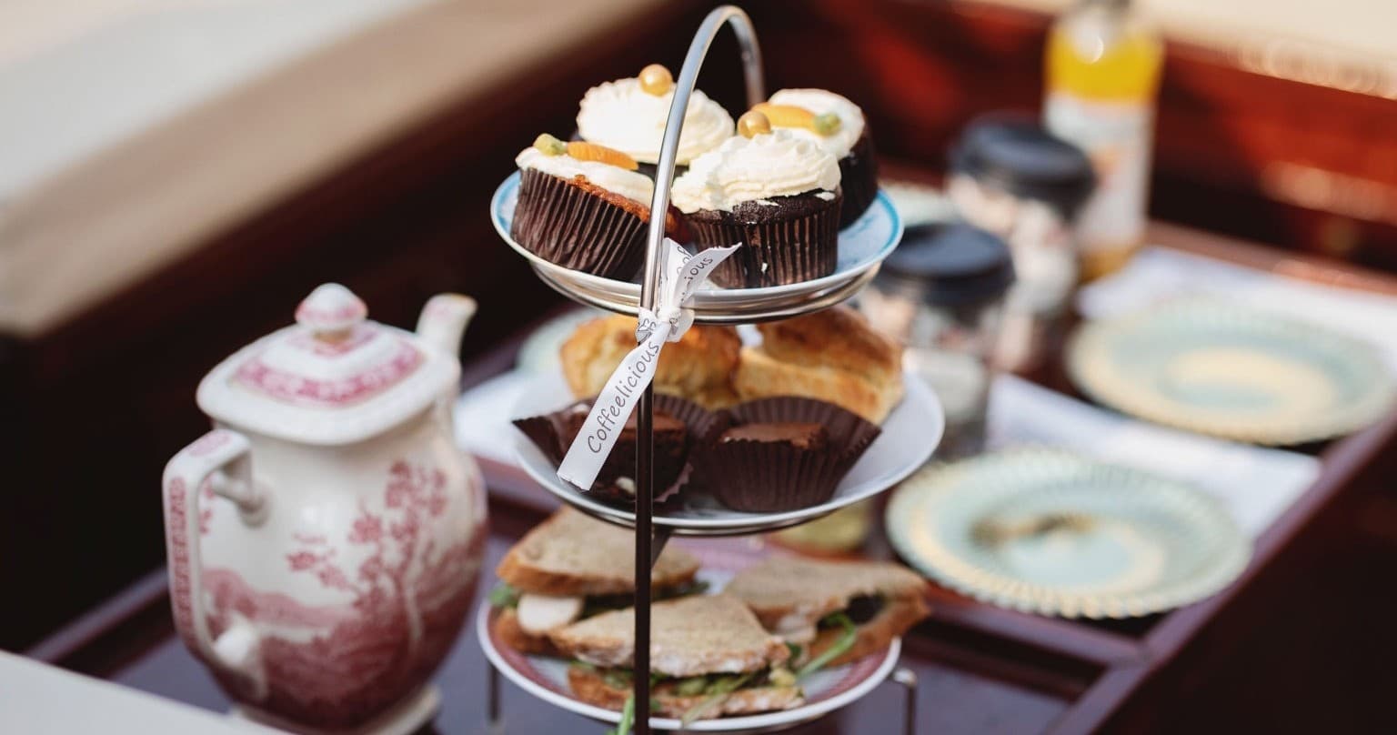Privé rondvaart 1 uur met High Tea a bordo