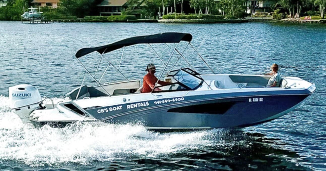 24′ Glastron Deck Boat  - Full Day Rental