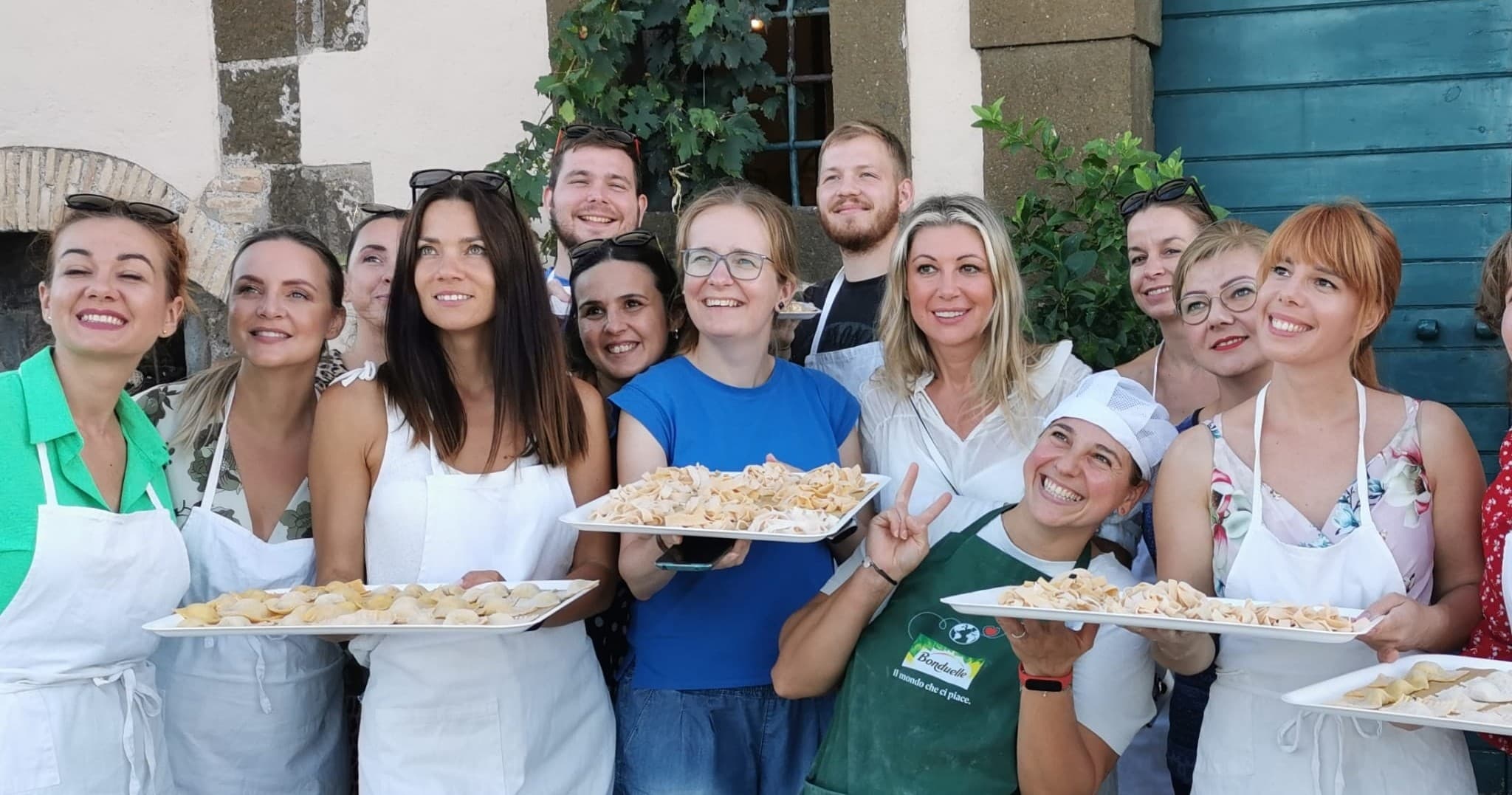 Pasta Masterclass & Wine Tour in the Vineyard Experience