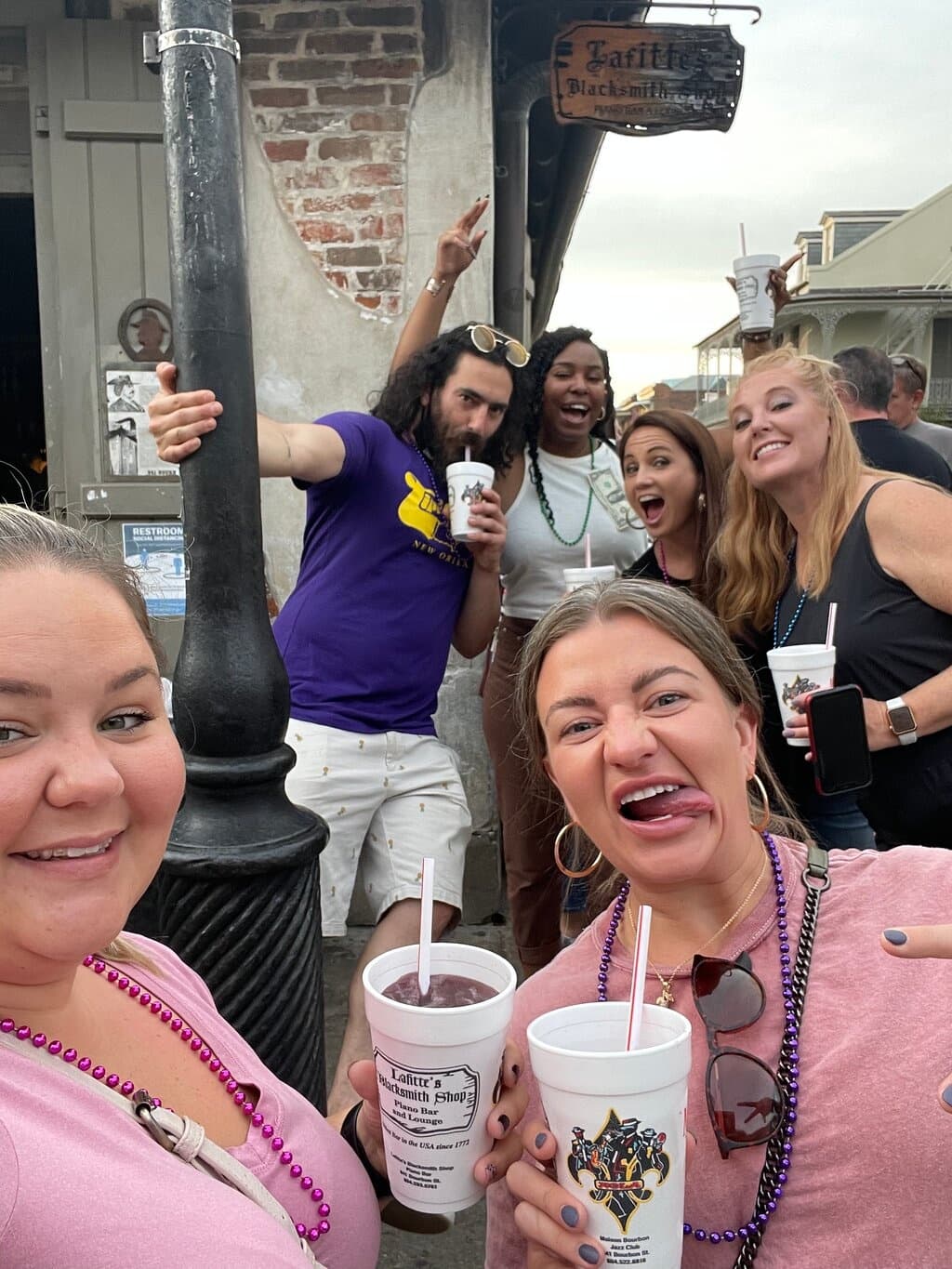 Ghost Tour and Haunted Pub Crawl Party