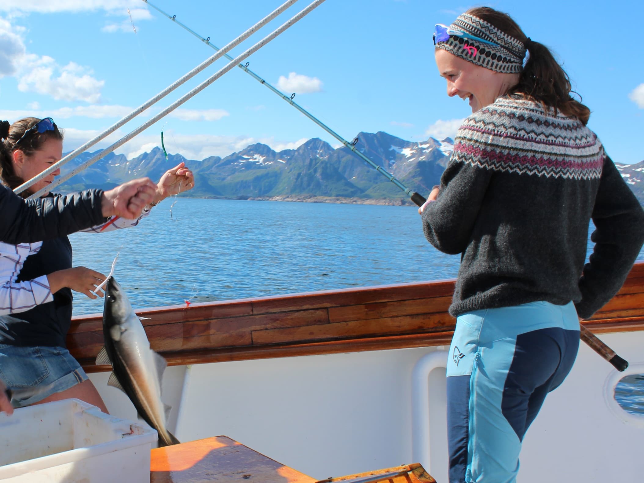 Taste of Lofoten-Cultural Fishing Experience