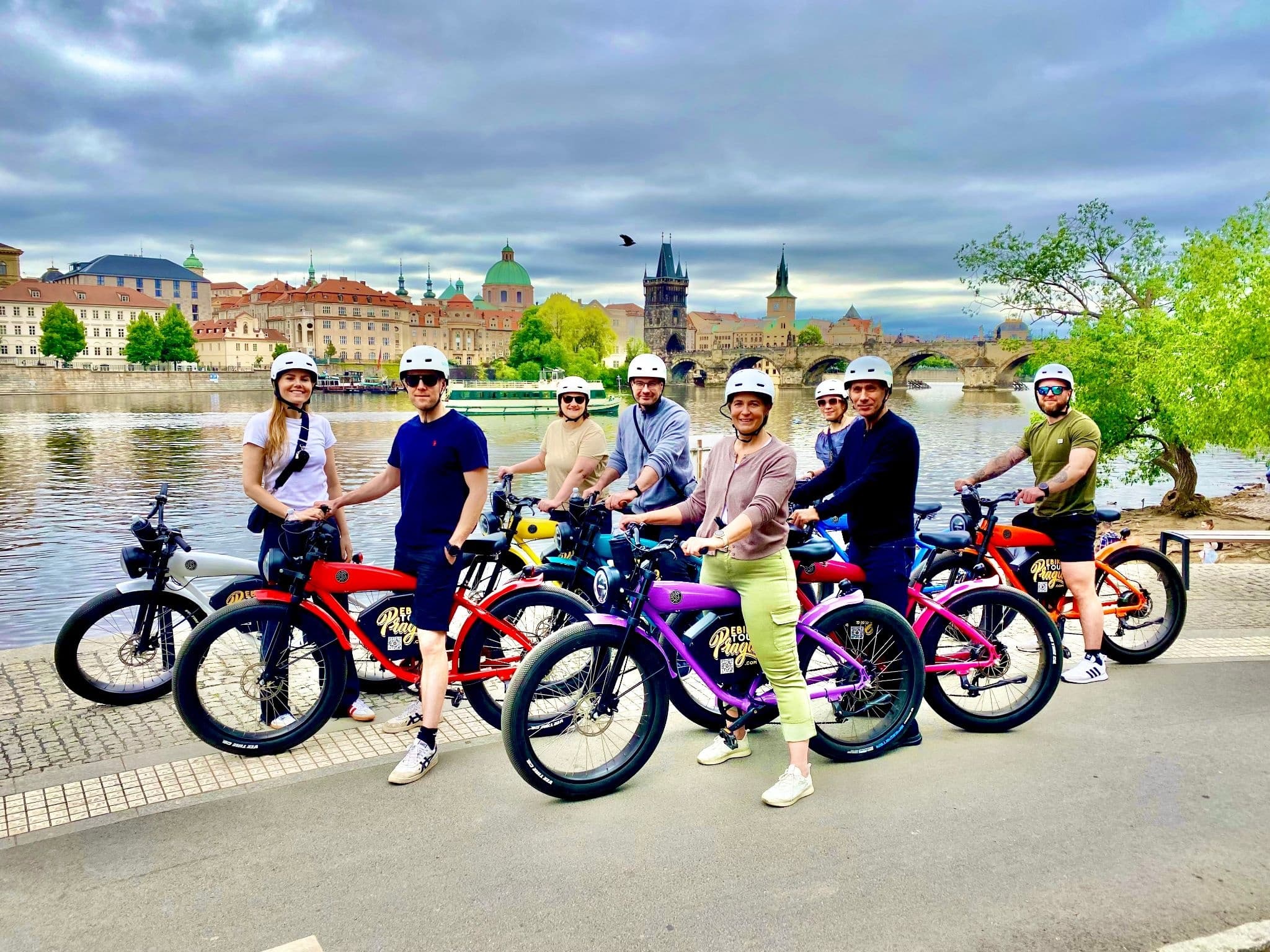 Grand City Tour on eBike CAFE-RACER⚡️