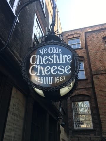 City to City Pub Tour. 2000 years of history visiting some of London's Unique Pubs