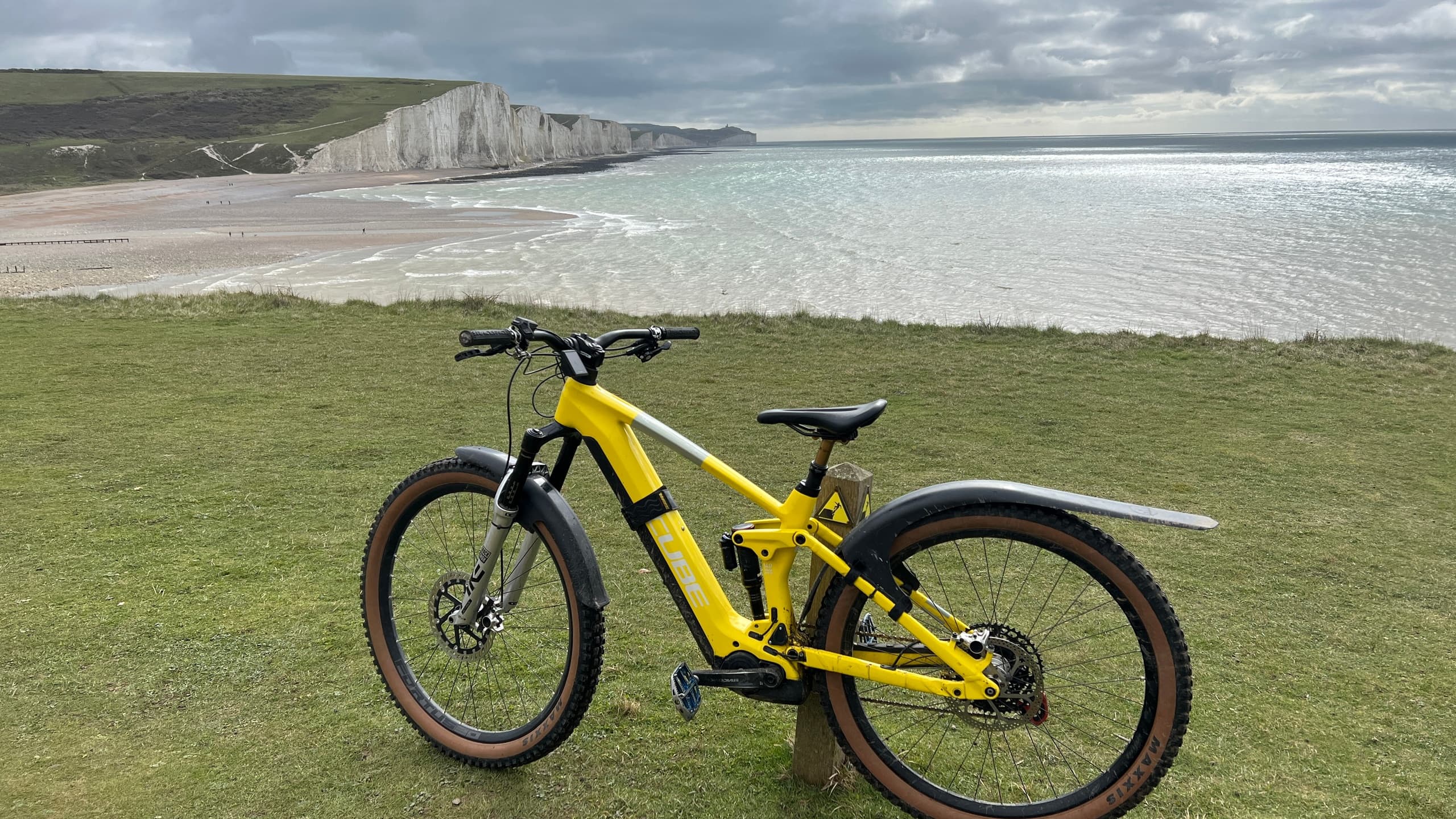Seven Sisters Drive & eBike Forests & Historic Villages