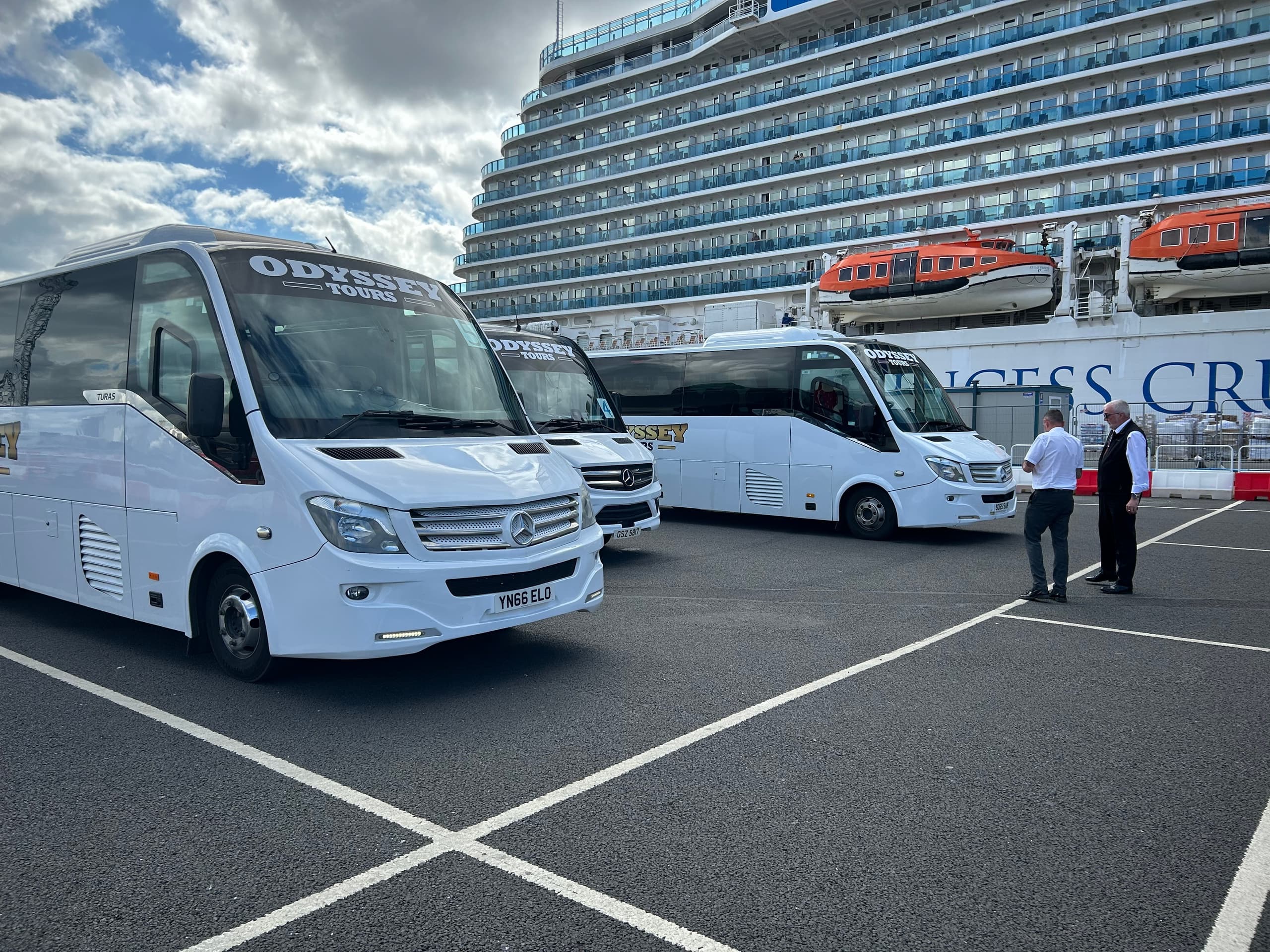 Shore Excursion: Giants Causeway Tour (Small Group)