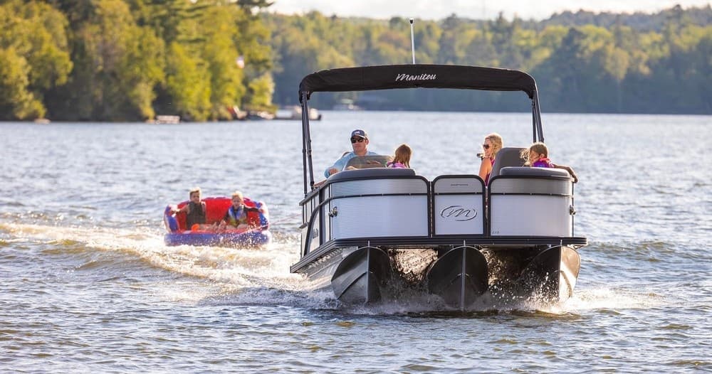 Tritoon with 150hp Rental