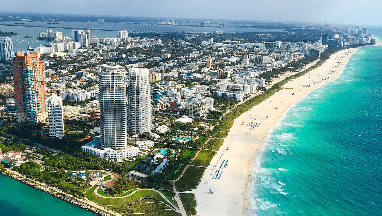 Miami City & Boat Tour plus Free Bike Rental