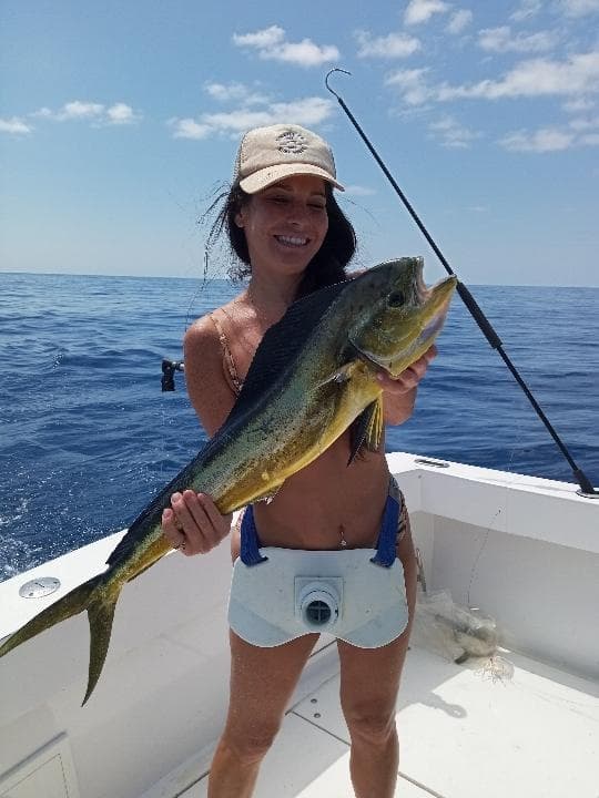 Half Day Trip Offshore 33' Stuart Angler
