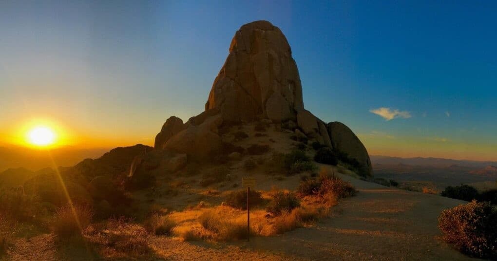 Iconic Tom's Thumb Guided Hike